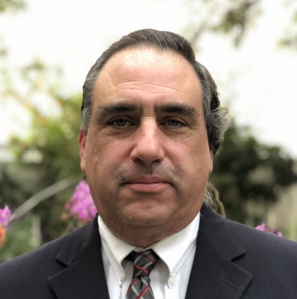 1x1_small John Schlaff